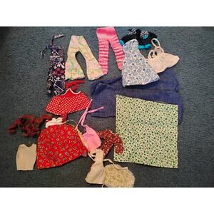 Lot Of Vintage Doll Clothes, Sleeping Bags And Blanket Barbie Doll Size